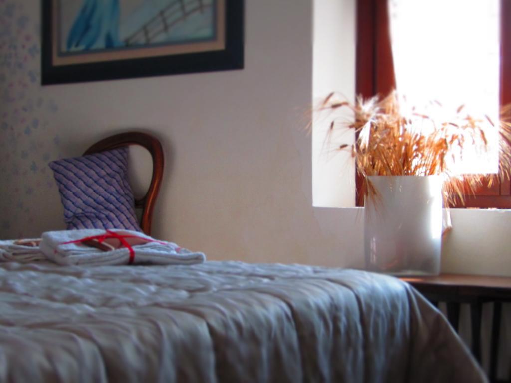 Ferienwohnung Residenza Torre Antica Sommacampagna Exterior foto